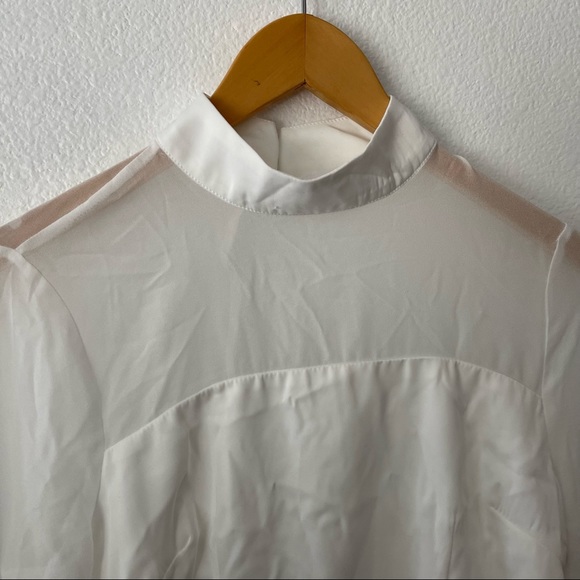 superdown Kalene Puff Sleeve Top in White Button Cuff Sleeves Size Small - Picture 4 of 8